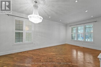 424 Tonelli Ln in Milton, ON - Building Photo - Building Photo