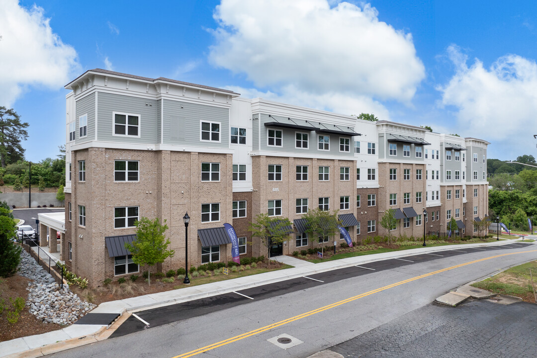 Wilshire 62+ Senior Apartments in Smyrna, GA - Foto de edificio