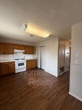 5 W Farrall St in Shawnee, OK - Building Photo - Building Photo