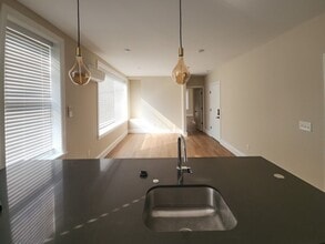 228 W 9th St in Wilmington, DE - Building Photo - Building Photo