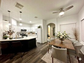 4703 Cashel Cir in Houston, TX - Building Photo