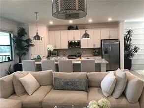 2356 Anguilla Dr-Unit -202 in Naples, FL - Building Photo - Building Photo