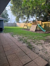 832 S 15th St in Nederland, TX - Foto de edificio - Building Photo