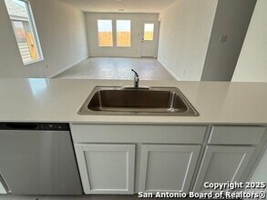 242 Tahoe Ave in New Braunfels, TX - Building Photo - Building Photo