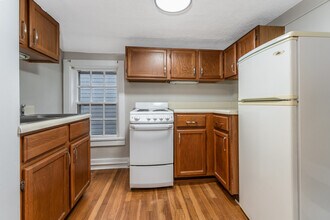 20 Park Ave, Unit 20B in Flemington, NJ - Foto de edificio - Building Photo