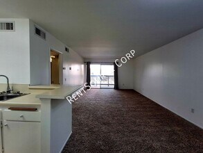 23515 Lyons Ave in Valencia, CA - Building Photo - Building Photo