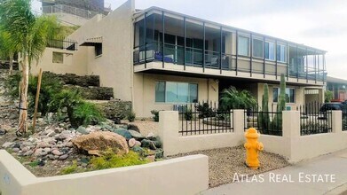 1101 E Butler Dr in Phoenix, AZ - Foto de edificio - Building Photo