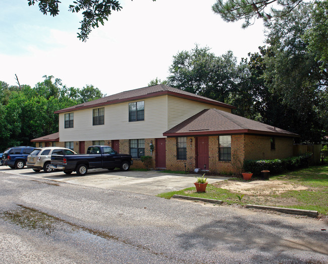 1455 Acorn Ln in Pensacola, FL - Building Photo - Building Photo