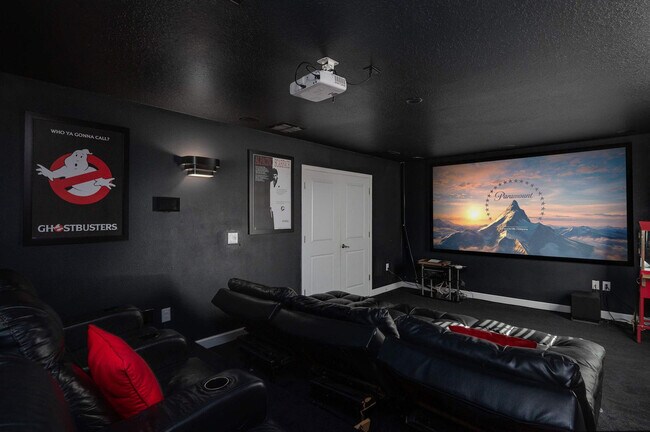 9048 Sand Trap Dr in Four Corners, FL - Building Photo - Building Photo