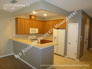 13490 Gemfire Ct in Jacksonville, FL - Building Photo - Building Photo
