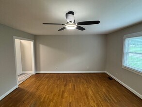 2110 N Stewart Ave in Newton, NC - Building Photo - Building Photo