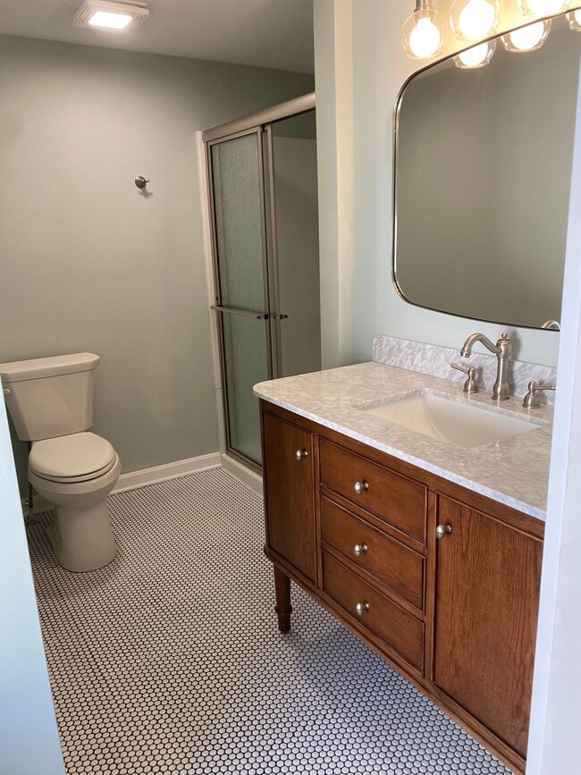 1975 Coltman Rd, Unit 1 in Cleveland, OH - Building Photo - Building Photo