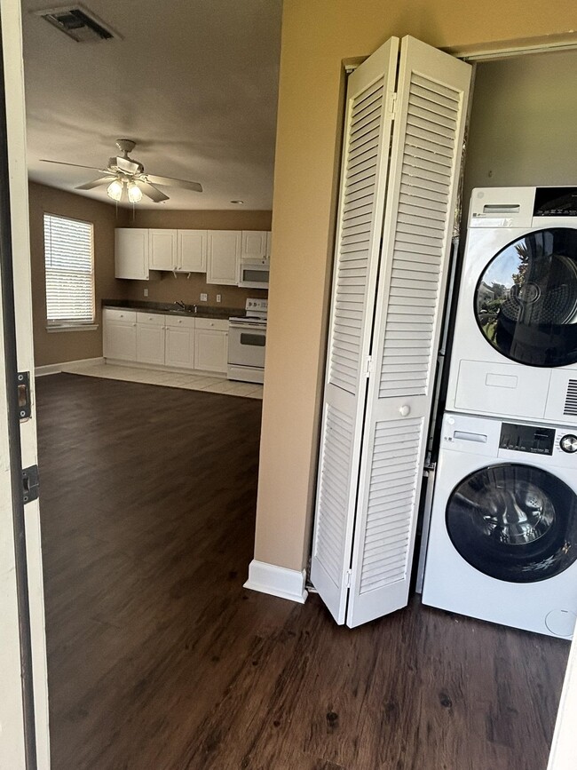 3722 Longfellow Rd in Tallahassee, FL - Building Photo - Building Photo