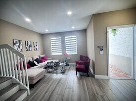 4226 SW 156th Ave in Miramar, FL - Building Photo