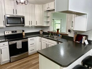 6309 Maple Dr in Indianapolis, IN - Building Photo - Building Photo