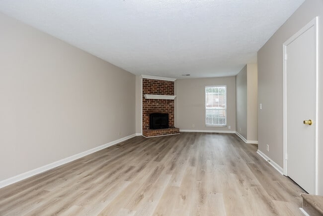 3233 Autumn Dr in Nashville, TN - Building Photo - Building Photo