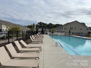 15619 Country House St in Charlotte, NC - Building Photo - Building Photo