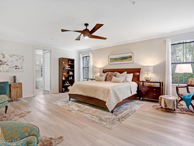 property at 2847 Tiburon Blvd E