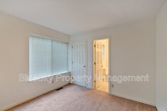1214 Clifden Green in Charlottesville, VA - Building Photo - Building Photo