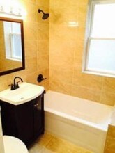 2765 W Francis Pl, Unit 1 in Chicago, IL - Building Photo - Building Photo