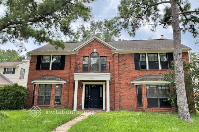 property at 16907 Elmwood Glen Ct