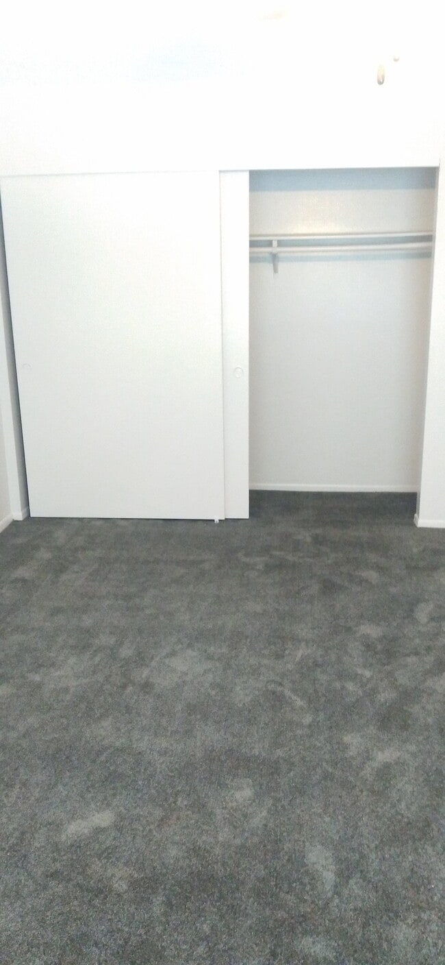 Glendora Hacienda Apartments in Glendora, CA - Foto de edificio - Building Photo