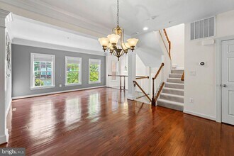 1627 Whitehall Dr in Silver Spring, MD - Building Photo - Building Photo