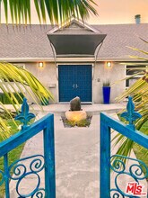 1153 N Poinsettia Pl in West Hollywood, CA - Building Photo - Building Photo