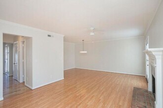 614 Brentwood Pointe in Brentwood, TN - Building Photo - Building Photo