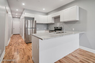 229 2nd St in Troy, NY - Building Photo - Building Photo