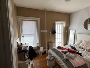 1489 Beacon St in Brookline, MA - Foto de edificio - Building Photo