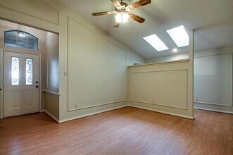 1801 W Wall St in Grapevine, TX - Building Photo - Building Photo