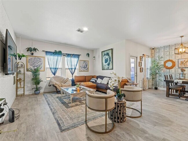 11321 Pecan Crk Dr in Aubrey, TX - Building Photo - Building Photo