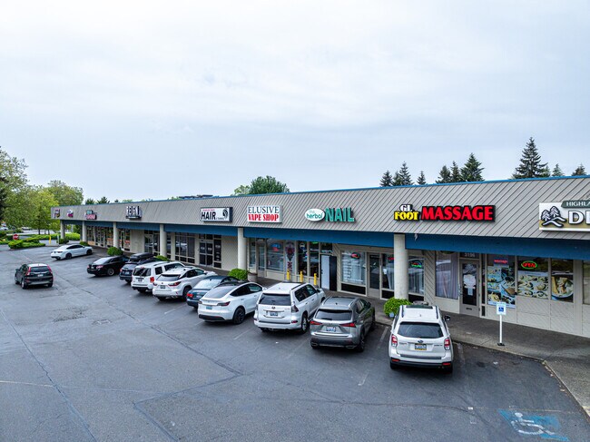 1555 Union Ave NE in Renton, WA - Foto de edificio - Building Photo