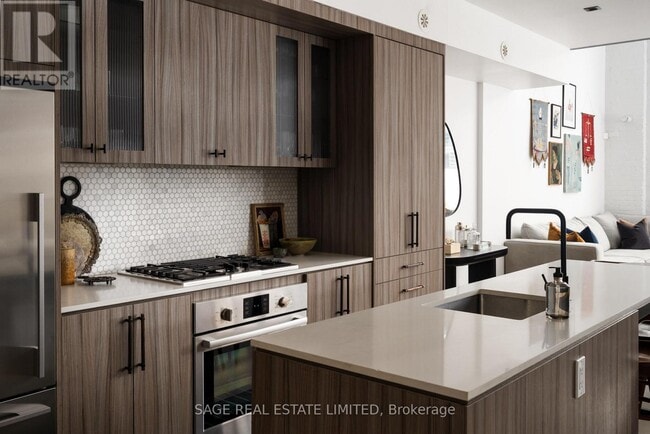 50 Bartlett Ave in Toronto, ON - Building Photo - Building Photo