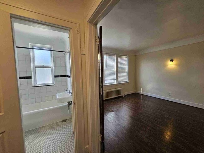 808 N Main St in Royal Oak, MI - Building Photo - Building Photo