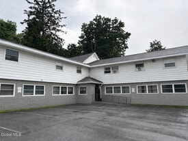 214 Center St in Corinth, NY - Building Photo