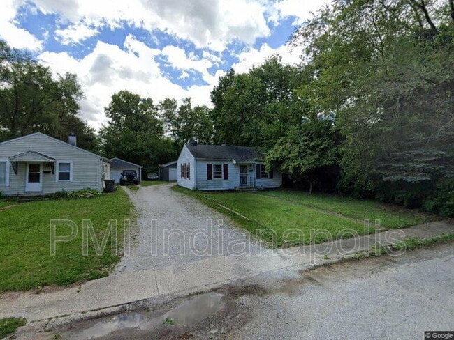 property at 2643 Putters Ln