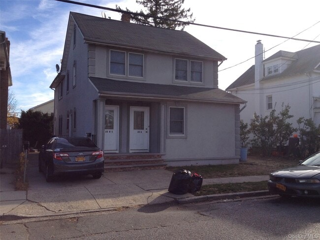 property at 22 Franklin St