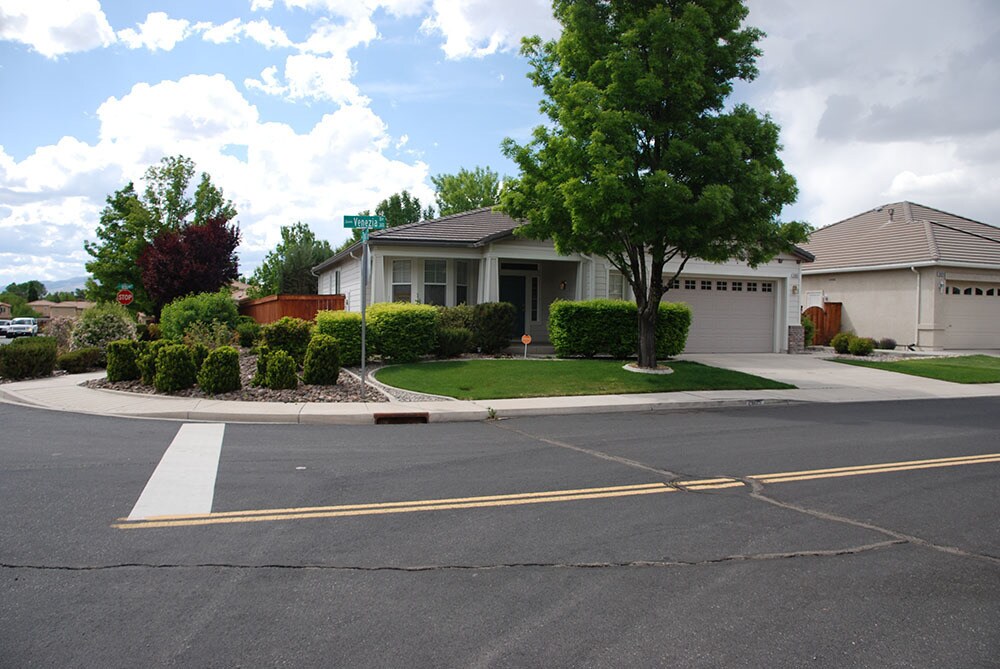 2605 Venezia Dr in Sparks, NV - Building Photo
