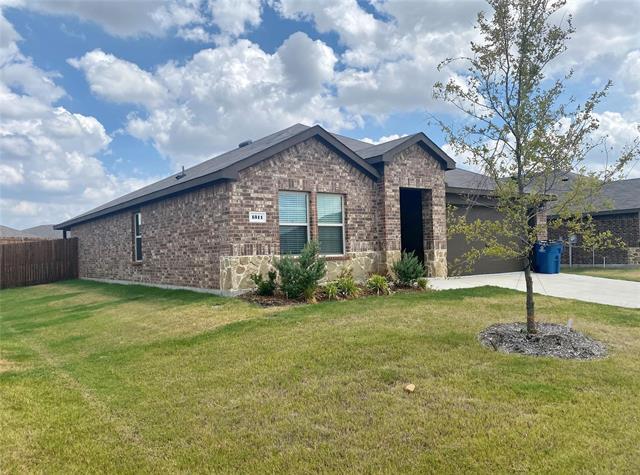 1311 Emi Kate Ln in Royse City, TX - Foto de edificio - Building Photo