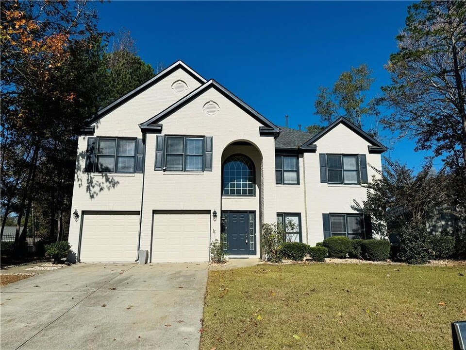 528 Summergreen Ct in Suwanee, GA - Building Photo