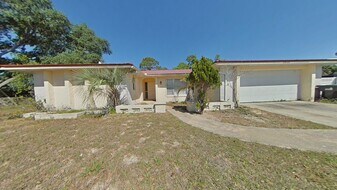6623 Swyear Ct in Orlando, FL - Building Photo