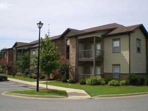 Williamsburg Place in Auburn, AL - Building Photo - Building Photo