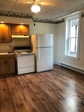 812 Marshall St, Unit 812 in Mcmechen, WV - Building Photo - Building Photo