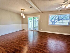 2121 Travis Dr in Carrollton, TX - Building Photo - Building Photo