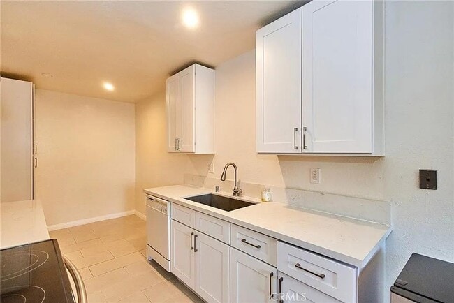 2386 E Del Mar Blvd in Pasadena, CA - Building Photo - Building Photo