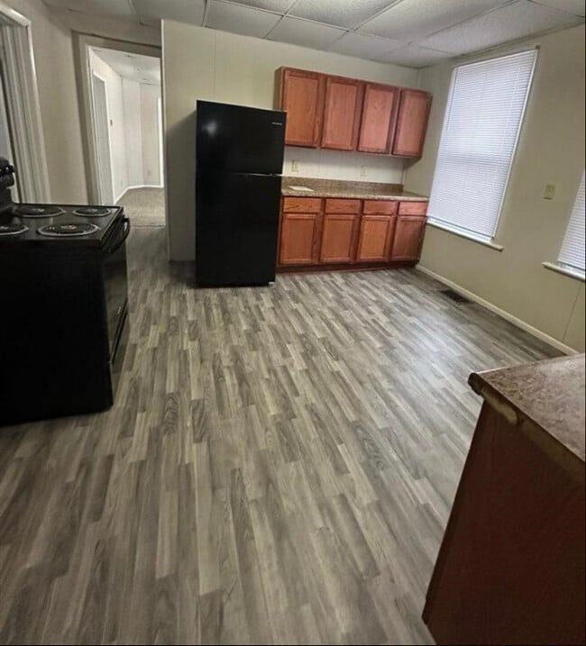 property at 2429 2nd Ave