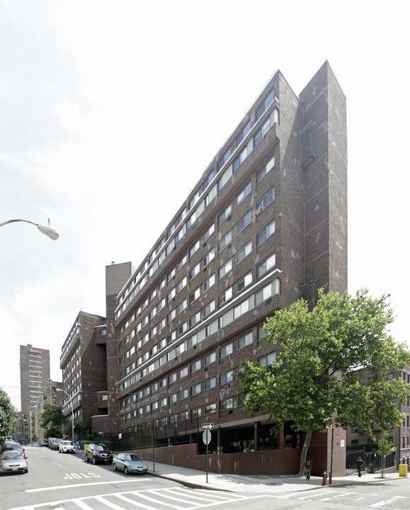 Twin Parks South West Houses in Bronx, NY - Foto de edificio