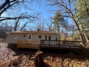 10909 Bennett St SE in Lowell, MI - Building Photo - Building Photo